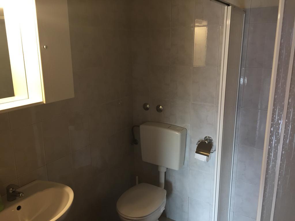 Sunny Rock Volme Apartments 班约勒 外观 照片