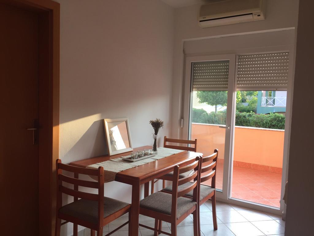 Sunny Rock Volme Apartments 班约勒 外观 照片
